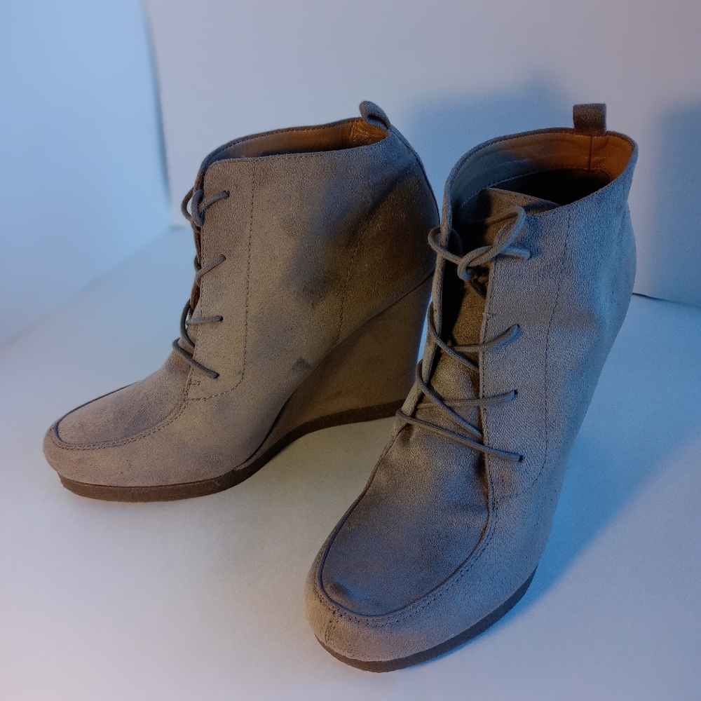 Nine West Women's Wedge Ankle Boot